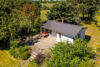 Bungalow und Terrasse - An einem Bach gelegen und mit Ferienhaus - Idyllisches Feriengrundstück in Rehfelde